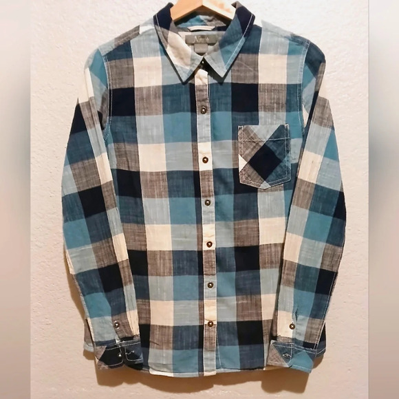 💚5/$25 Natural Reflections 100 % Cotton Plaid Button Front Shirt Medium - Picture 1 of 4